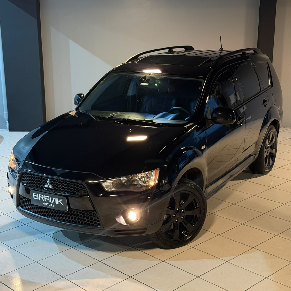 MITSUBISHI OUTLANDER 2.0